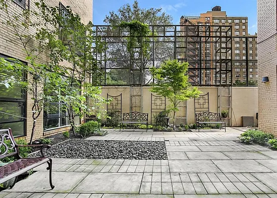 Rented by Brown Harris Stevens | media 28