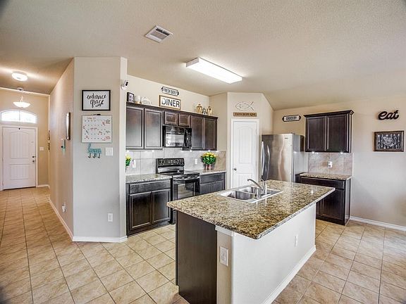 4th image of 8945 Mossy Creek Ln