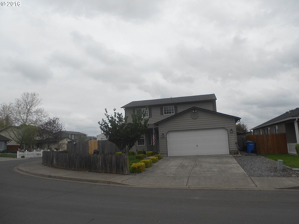 1st image of 8713 NE 153rd Ave