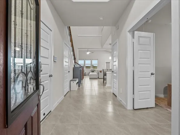 10831 Bodie Hills Dr, Iowa Colony, TX 77583