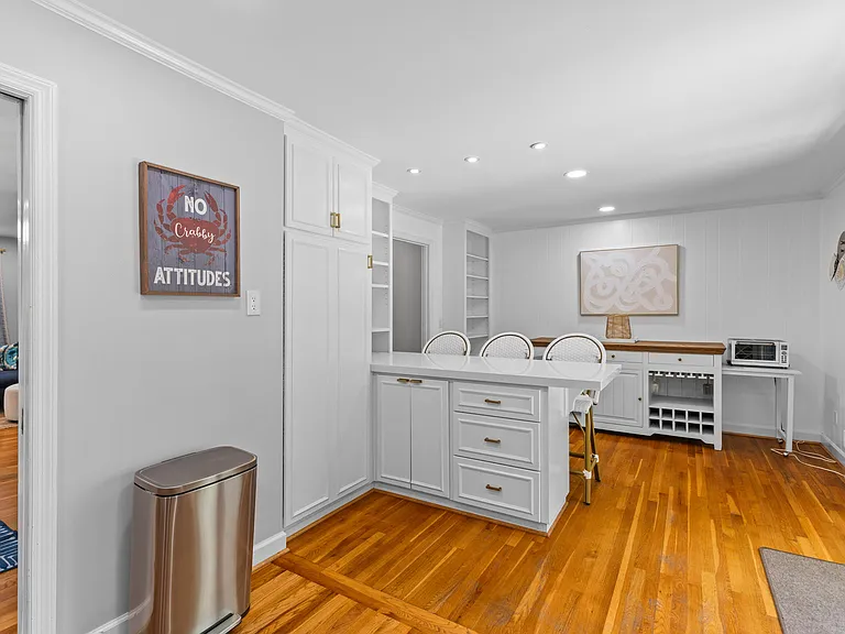 146 Broad St #B — Photo 14