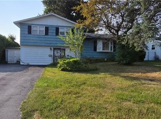208 Skyview Dr, Liverpool, NY 13088