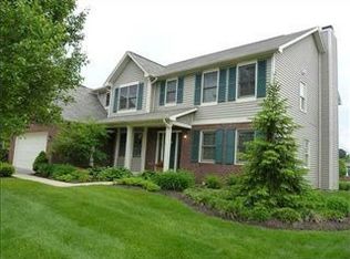 10004 Ashbury Cir, Fishers, IN 46037