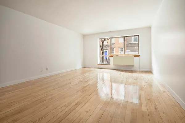 Rented by Town Residential | media 17