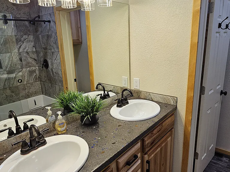 47 Palm Ct — Photo 24