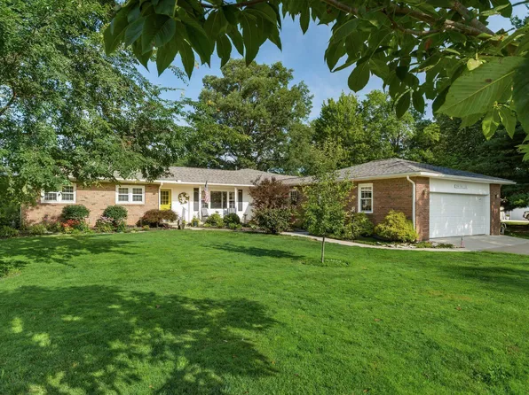 39 Oak Dr, Hebron, OH 43025