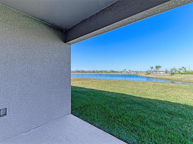 18143 Wheathouse Pl — Photo 45