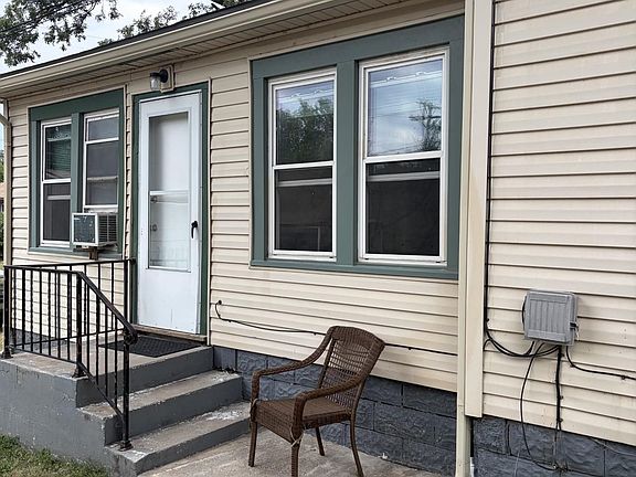3rd image of 909 N Porter Ave #1-4