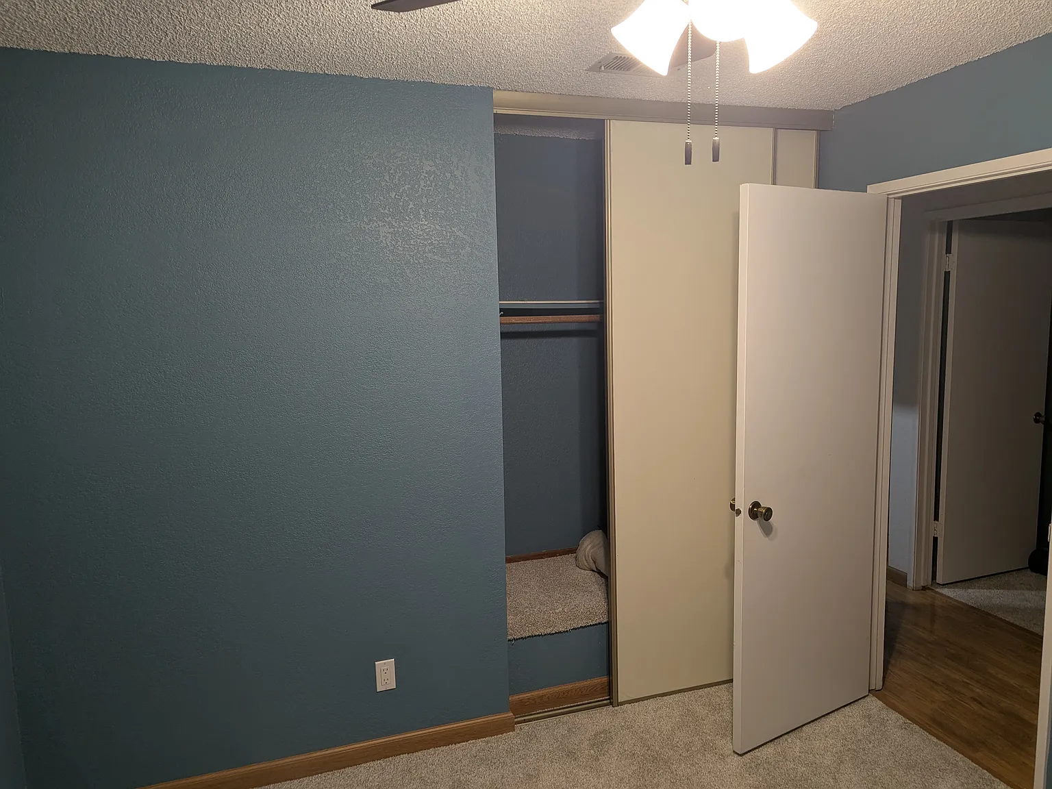 3 bed, 1120 sqft, $1,100 — Photo 4