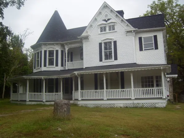 12600 Kentuck Rd, Sutherlin, VA 24594
