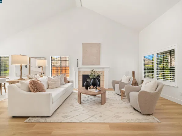 40 Saint Tropez Ct, Danville, CA 94506
