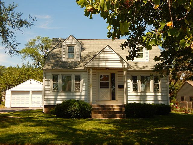1st image of 56 Dewey Ave