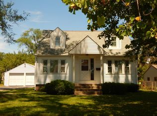 56 Dewey Ave, Northlake, IL 60164