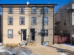 4307 Terrace St, Philadelphia, PA 19128