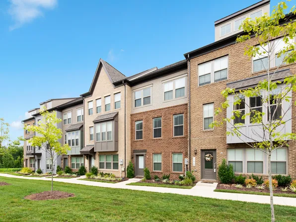 106 Albany Pl #1, Upper Marlboro, MD 20774