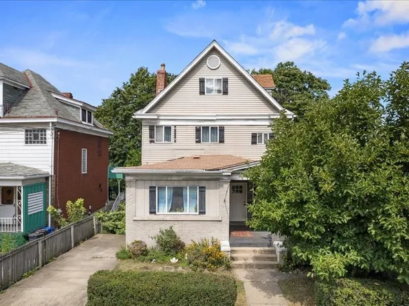 2706 Pioneer Ave, Pittsburgh, PA 15226