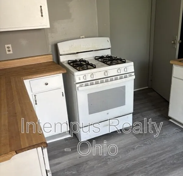 2749 Rush Blvd — Photo 3