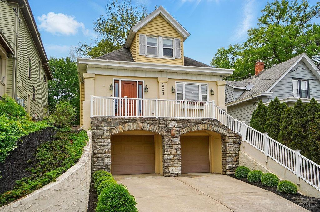 Real estate listing image