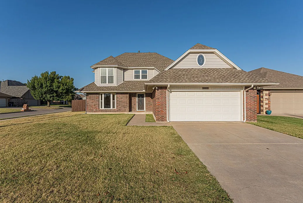 4 bed, 2360 sqft, $2,200 — Photo 1