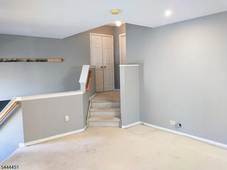 55 Clarken Dr — Photo 11