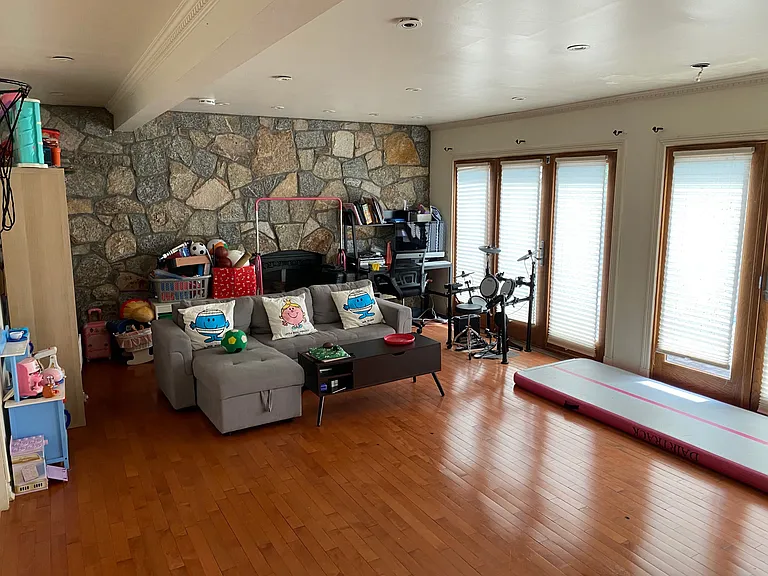 4 Palisade Ct — Photo 6
