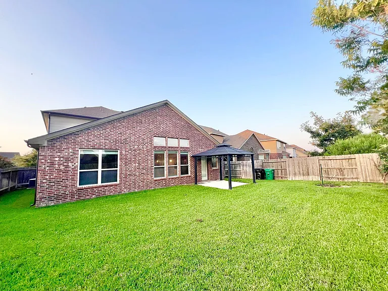 26955 Churchill Gate Ln — Photo 4