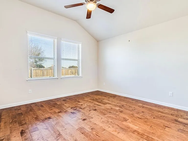 271 Bridgestone Way — Photo 18