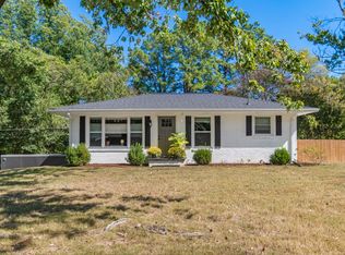 145 Elizabeth St, Ashland City, TN 37015