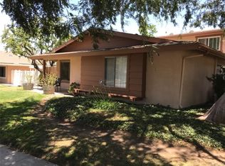 1301 Via Santiago UNIT A, Corona, CA 92882