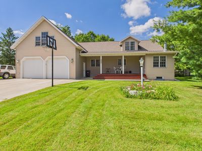 303 Muyres Ave, Carlos, MN, 56319