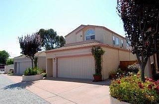 1st image of 425 Dela Vina Ave