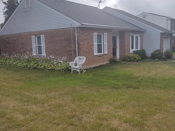 3200 Leeland Dr, Bensalem, PA 19020