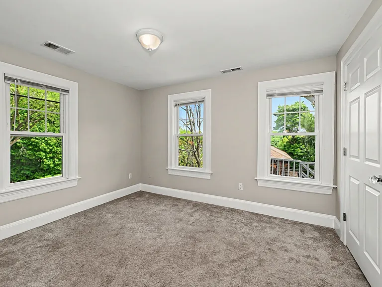 19 Spring Hill Ave #2 — Photo 20