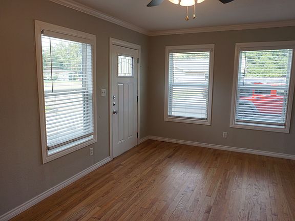 2nd image of 2407 Joliet Ave