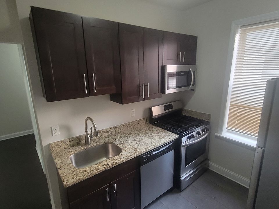 1st image of 25 Jones St