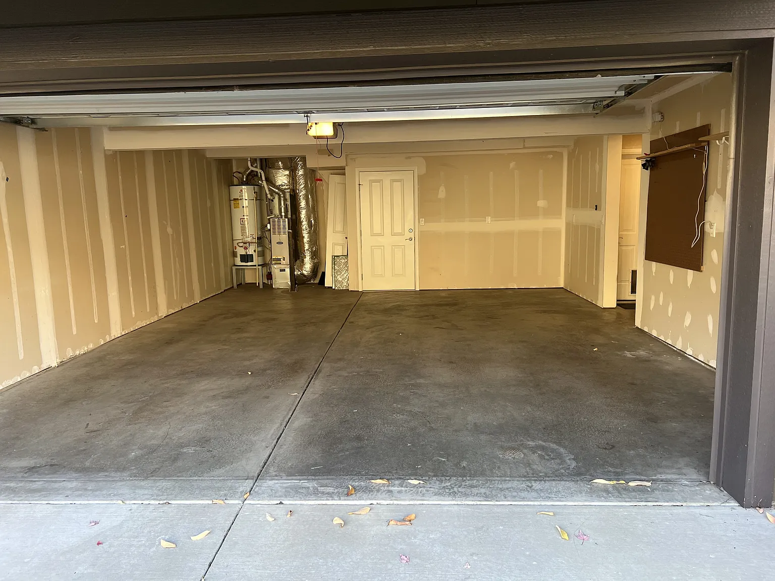 10925 Southwest Briarwood Place - 1 — Photo 3
