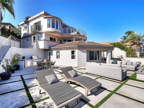 2nd image of 90 Marbella