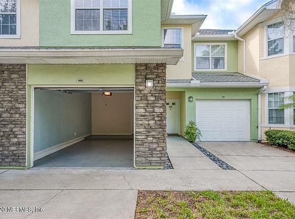 2nd image of 105 E Pine Hollow Trl Unit 202