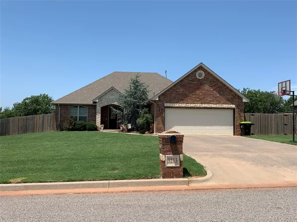 3213 Spyglass Dr, Purcell, OK 73080