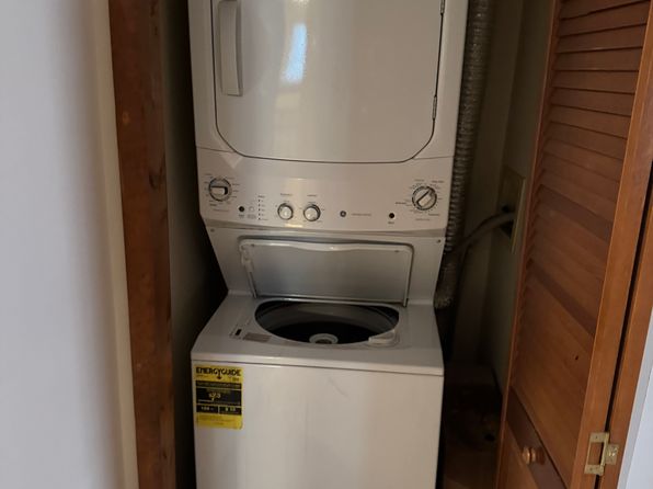 1276 Sycamore St FLOOR 2