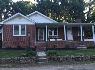 22180 Lincoln Cir #1, Damascus, VA 24236