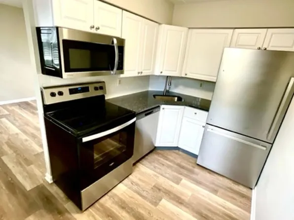 Oakview Apartments