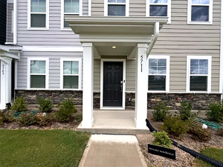5711 Berry Vine Dr — Photo 16