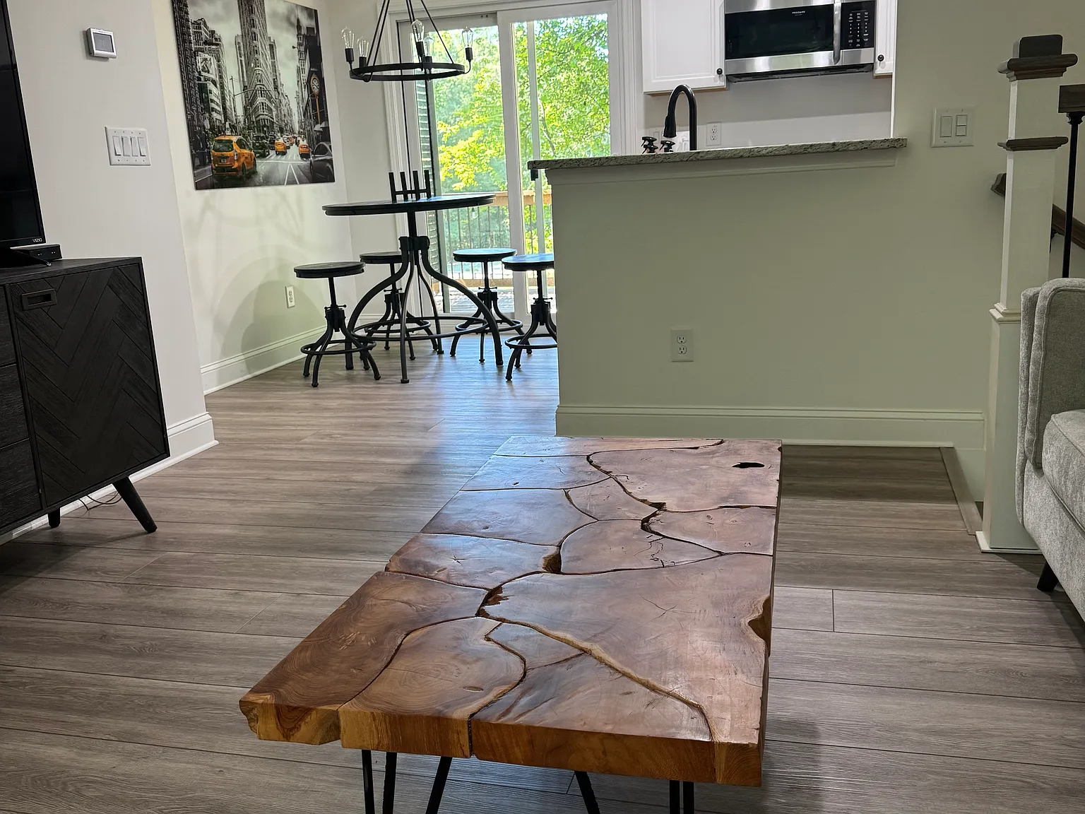 1 bed, 750 sqft, $1,500 — Photo 1