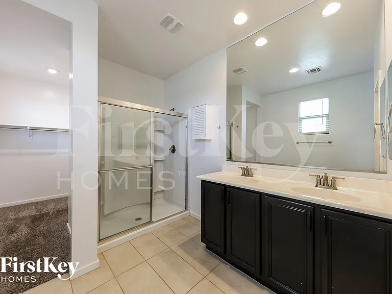 10129 W Southgate Ave — Photo 9