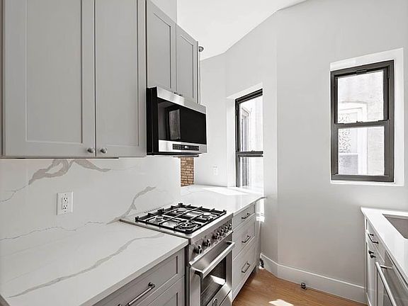 2nd image of 227 Kingsland Ave APT 12A
