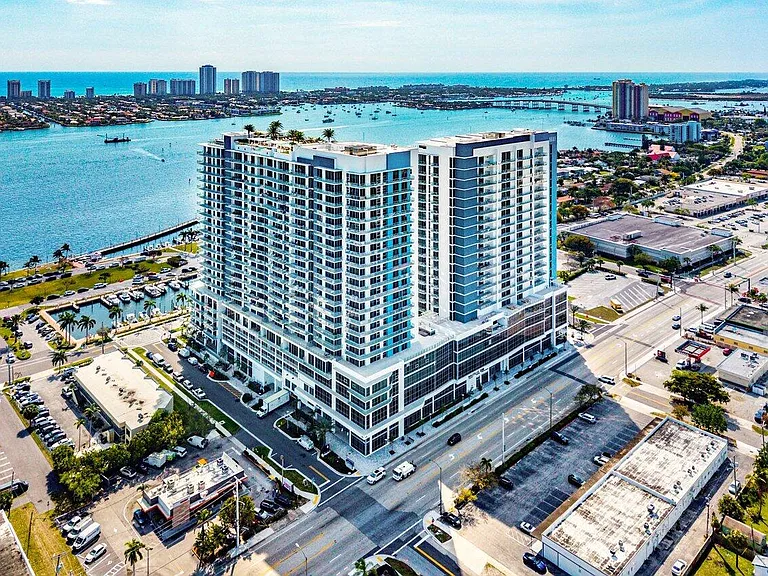 220 Lake Shore Dr #1415 — Photo 36