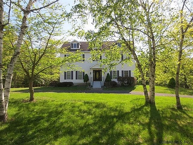 1st image of 275 Schoolhill Rd