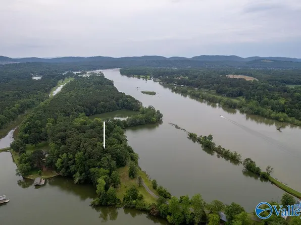 1 Michael Dr, Gadsden, AL 35903