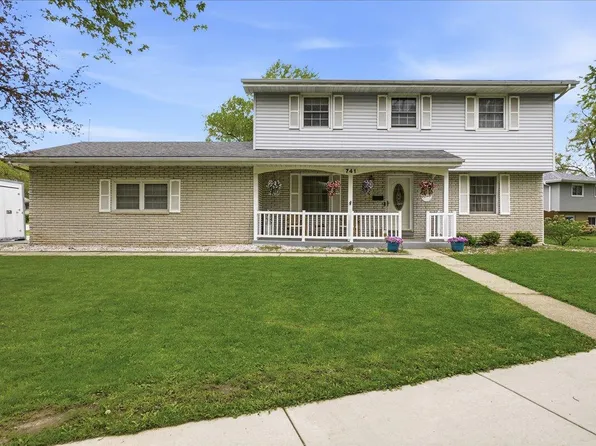 741 Pettibone St, Crown Point, IN 46307